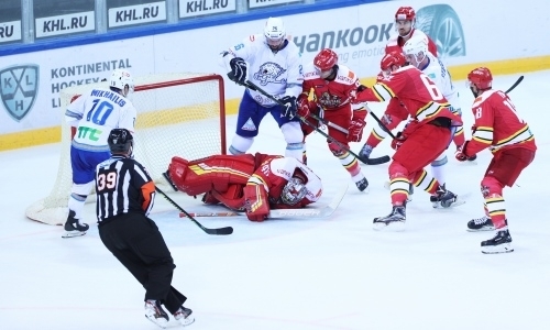 «Вообще ничего не соображает». Популярный журналист «разнёс» атаку «Барыса»