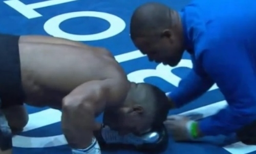 Отобравший «золото» у призера чемпионата мира из Казахстана немец ударом по печени нокаутировал небитого соперника. Видео