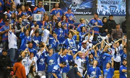 «Барыс» собрал аншлаг на первом в истории матче КХЛ в Алматы