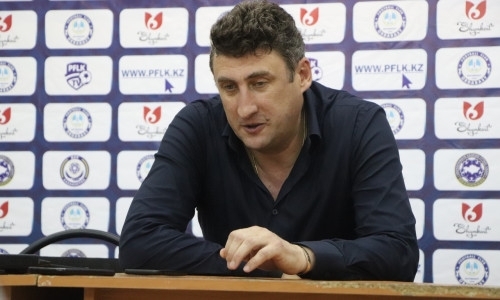 «Немного самоуверенно играли в пас». Наставник «Ордабасы» — о перестановках в составе в игре с «Актобе»