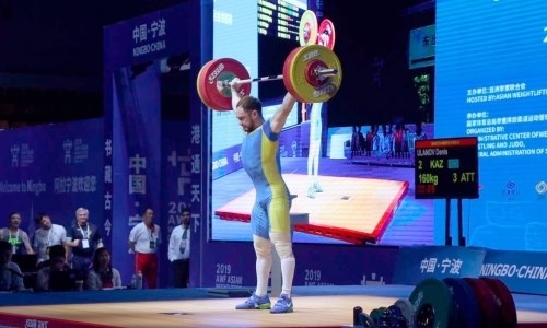 Призер Олимпиады в Рио из Казахстана стал только десятым на чемпионате мира по тяжелой атлетике