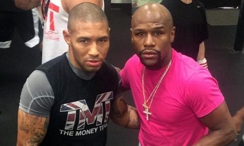 Друг Мэйвезера похвастался боем с бывшим соперником Головкина
