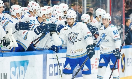 Автор шайбы «Барыса» рассказал о своем состоянии после сильного удара в матче с «Металлургом»