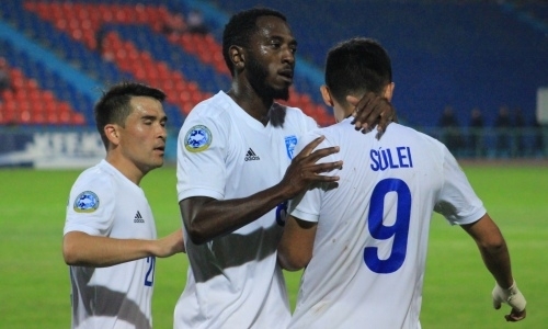 «Актобе» при спорном судействе вырвал домашнюю ничью у «Тараза»