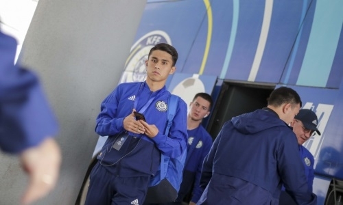 Фоторепортаж с приезда молодежных сборных Казахстана и Израиля на стадион «Астана Арена»