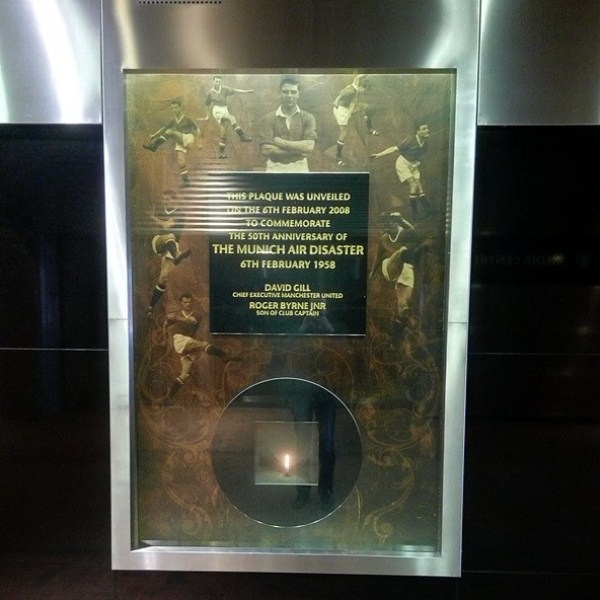 «Добро пожаловать на „Олд Траффорд“». Как живет Манчестер перед матчем «МЮ» — «Астана»