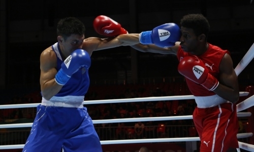 Фото с боя чемпионата мира-2019 Сафиуллин — Крус