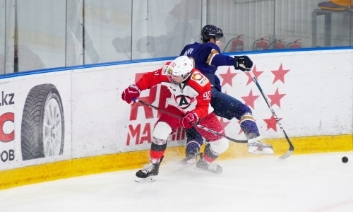 Фоторепортаж с матча МХЛ «Алтай» — «Авто» 2:3 ОТ