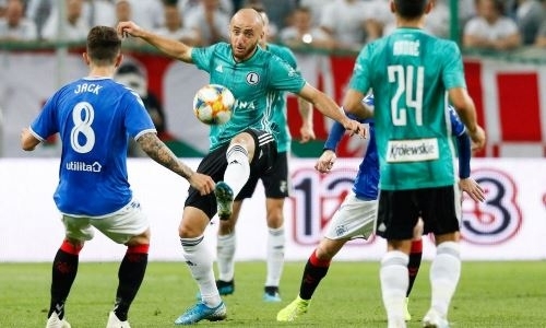 «Получил три-четыре предложения». Почему игрок сборной Грузии не хочет в Казахстан