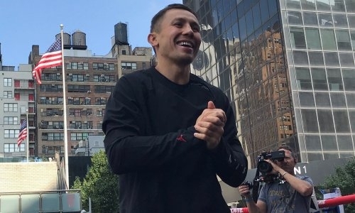 Фото и видео с открытой тренировки Головкина перед боем с Деревянченко за титулы чемпиона мира