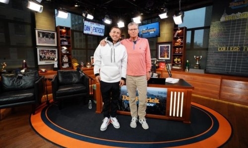 «Отлично провели время». Головкин за два дня до боя с Деревянченко посетил известное шоу