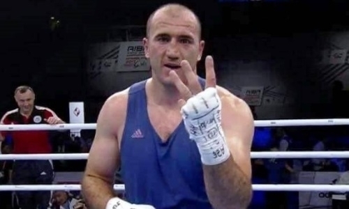 Отправивший Дычко в тяжелый нокаут супертяж назвал победителя боя Головкина с Деревянченко