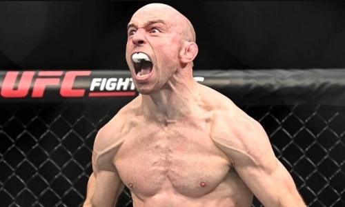 Серебряный призер Олимпиады дебютировал в UFC нокаутом за 72 секунды. Видео