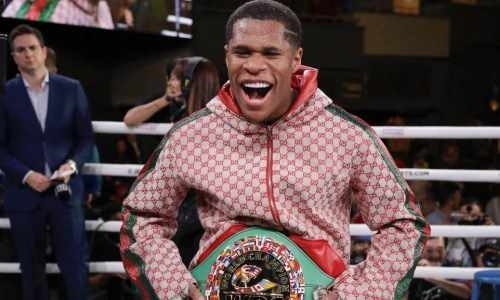 Небитый 20-летний чемпион WBC назвал победителя боя Головкин — Деревянченко