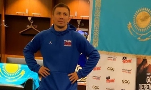 «Чемпион здесь». Головкин сфотографировался прямо перед боем с Деревянченко