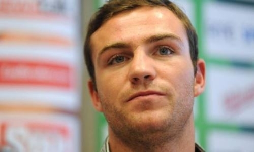 «Выглядел старым». Нокаутированный Головкиным британец назвал переломный момент боя с Деревянченко