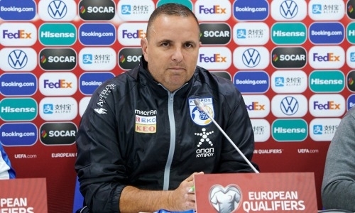 «Мы хотим победить». Наставник сборной Кипра оценил важность матча с Казахстаном, его уровень и провел параллели с «Манчестер Сити»