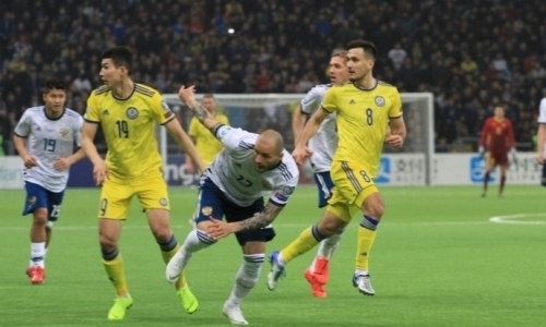 Сборная России благодаря матчам с Казахстаном приблизилась к историческому достижению