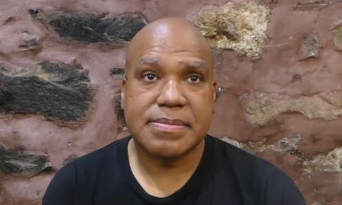 Тренер Деревянченко объявил его победителем в бою с Головкиным и сделал заявление о реванше