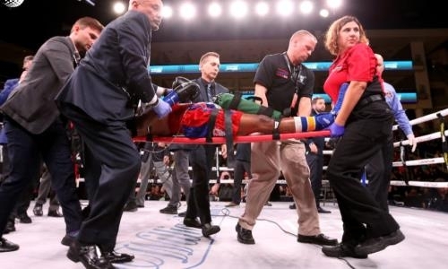 Бой американцев после переноса из вечера Головкина закончился нокаутом и срочной госпитализацией. Видео