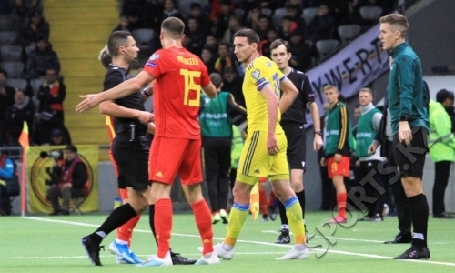 «Я никогда ноги не убираю». Дмитрий Шомко разобрал матч с Бельгией, конфликт с Меньё и рассказал о чемпионской гонке КПЛ 