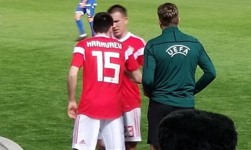 Появилось фото страшной травмы футболиста сборной России в матче с Кипром