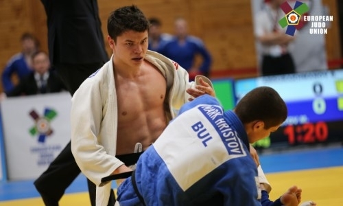 Казахстанские дзюдоисты остались без медалей во второй день чемпионата мира среди молодежи