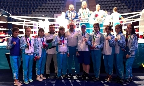 «С гордо поднятой головой». Тренер юниорской женской сборной Казахстана подвел итоги ЧА-2019