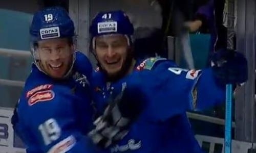 Видео шайбы лидера «Барыса» в первом матче после возвращения в строй