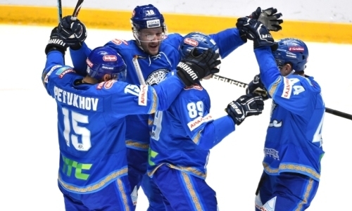 «Барыс» после двух поражений вырвал победу в овертайме в матче с дублем Бойда