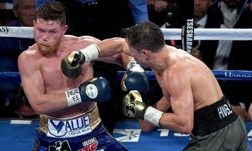 «Страх перед GGG». «Канело» осудили в США за слова о трилогии с Головкиным