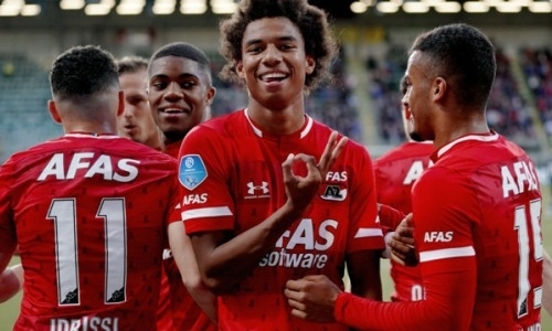 «АЗ Алкмаар». Кусачий клиент «Астаны»