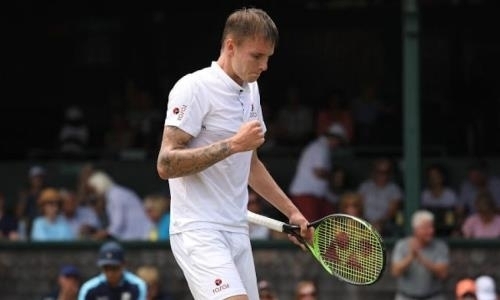 Бублик проиграл Рублёву в первом круге турнира в Вене