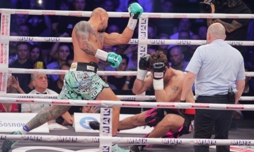 Нокаут в первом раунде решил судьбу боя экс-претендентов на титул в супертяжёлом весе. Видео