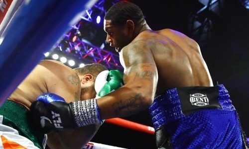 Битый Левитом американец дебютировал в профи с нокаута за 54 секунды. Видео