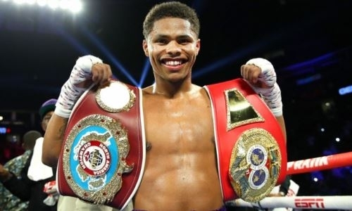 Боб Арум с восхищением назвал имя «нового Мэйвезера»