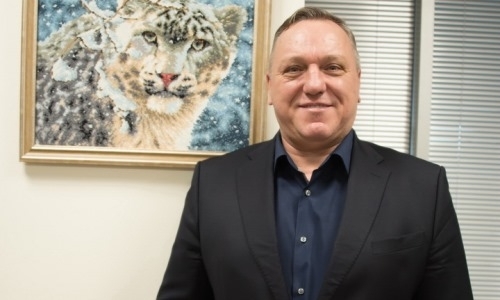 «Костяк составляют казахстанцы». Президент «Барыса» — о составе, выборе новичков и целях на сезон КХЛ