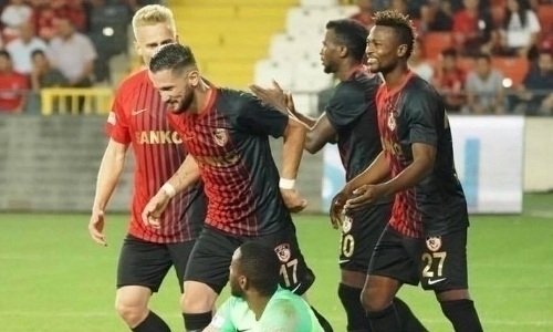 Лучший бомбардир «Астаны» принес ничью своему европейскому клубу в матче с лидером чемпионата