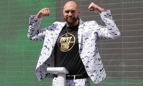 Тайсон Фьюри оказался на 56 килограммов легче своего соперника по дебютному бою в реслинге