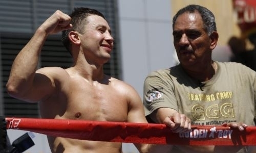 «Лучший боксер за последние двадцать лет». Санчес сделал неожиданное заявление о третьем бое Головкин — «Канело»