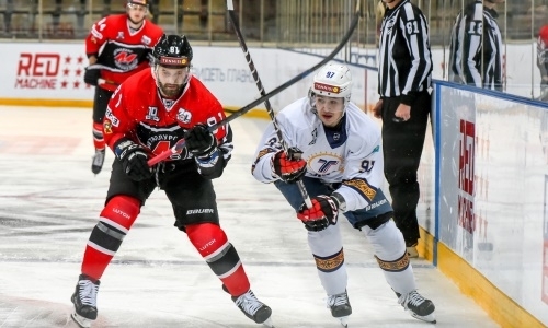 Фоторепортаж с матча ВХЛ «Металлург» — «Торпедо» 2:3