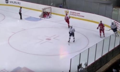 Видеообзор матча ВХЛ «Ижсталь» — «Торпедо» 1:3