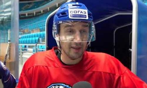 Что помнит хоккеист «Барыса» о Мозякине — в проекте «Между Прочим»