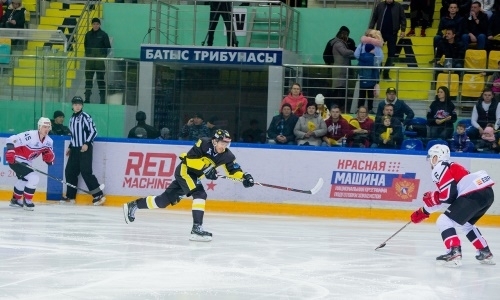 Букмекеры объявили котировки на матч ВХЛ «Сарыарка» — «Металлург»