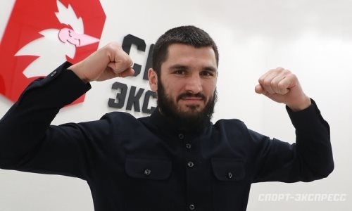 Бетербиев похвалил «Канело» в боях с Головкиным и назвал фаворита поединка с Ковалевым