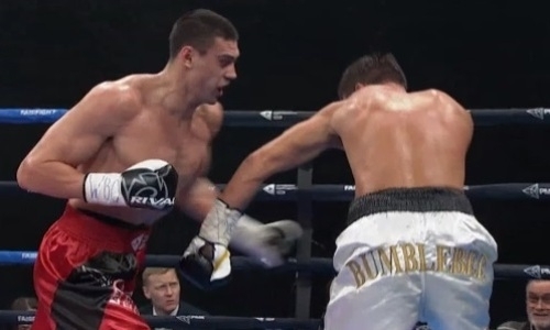 Видео нокдауна и нокаута, или Как небитый казахстанец Акбербаев досрочно проиграл скандальному обидчику Левита