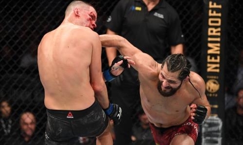 Автор самого быстрого нокаута в UFC «удосрочил» обидчика Макгрегора в кровавой рубке. Видео