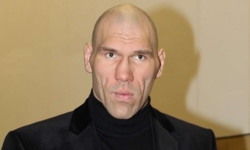 «Спасибо, UFC». Валуев нашел необычное объяснение поражению Ковалева от «Канело»