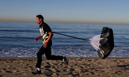 «Казахский стиль». Алимханулы опубликовал промо-ролик следующего боя