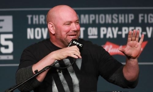 «Он конченый придурок и снова круто обделался!» Глава UFC размазал промоутера «Канело»